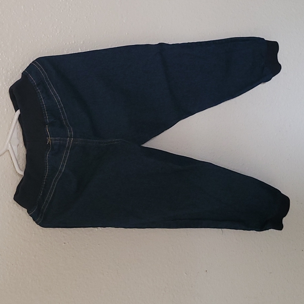 Clothes - Picture 8 of 10
